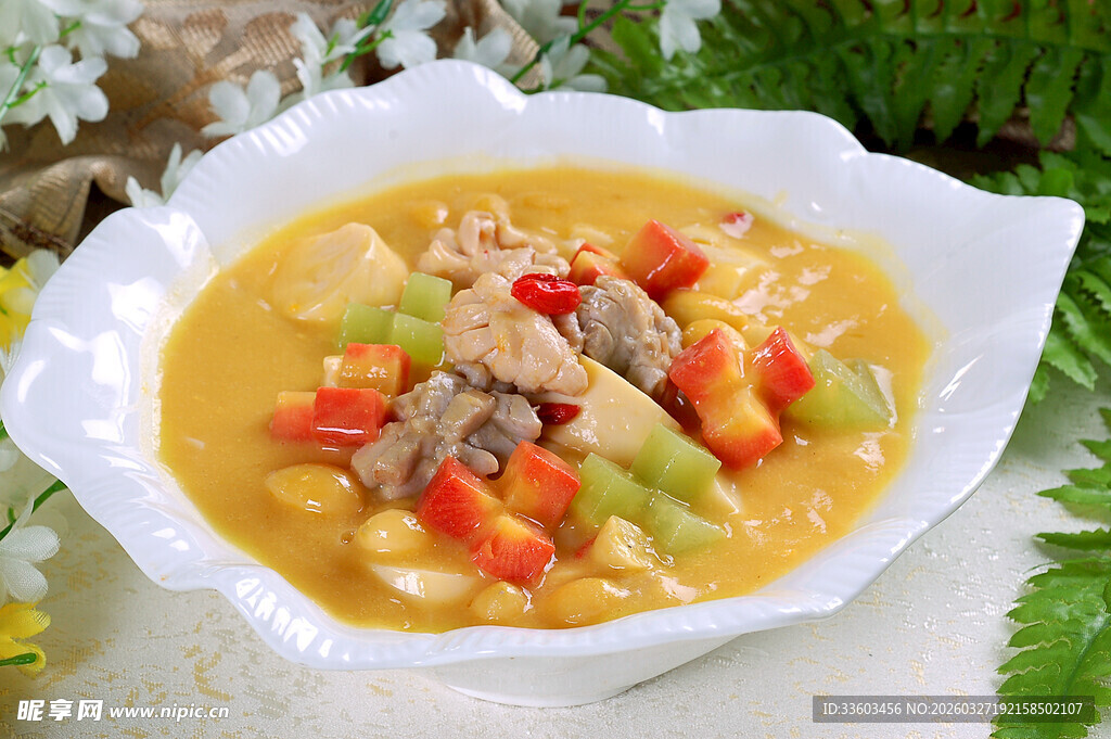 美味鸡胗蔬菜汤