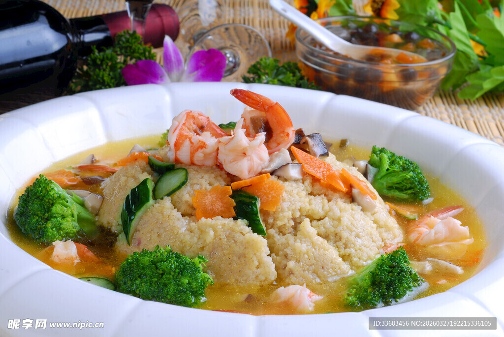 鲜虾花菜炖肉丸