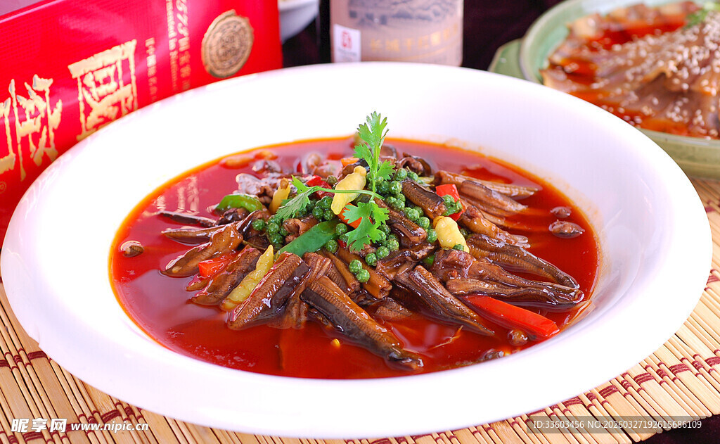 香辣诱人的红烧鳝鱼