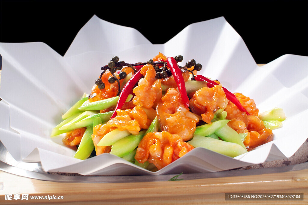 虾仁蔬菜创意摆盘