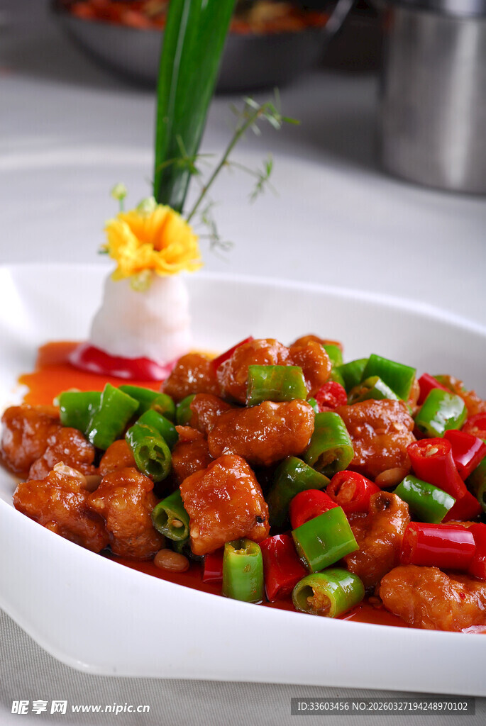 美味彩椒炒肉块