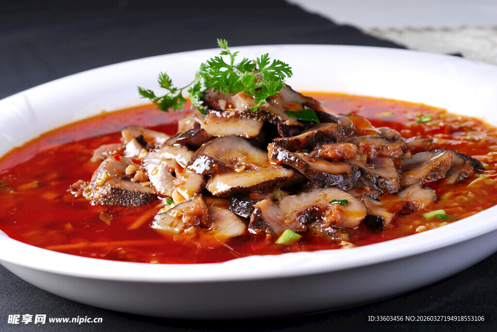 香辣美味的红烧鳝鱼