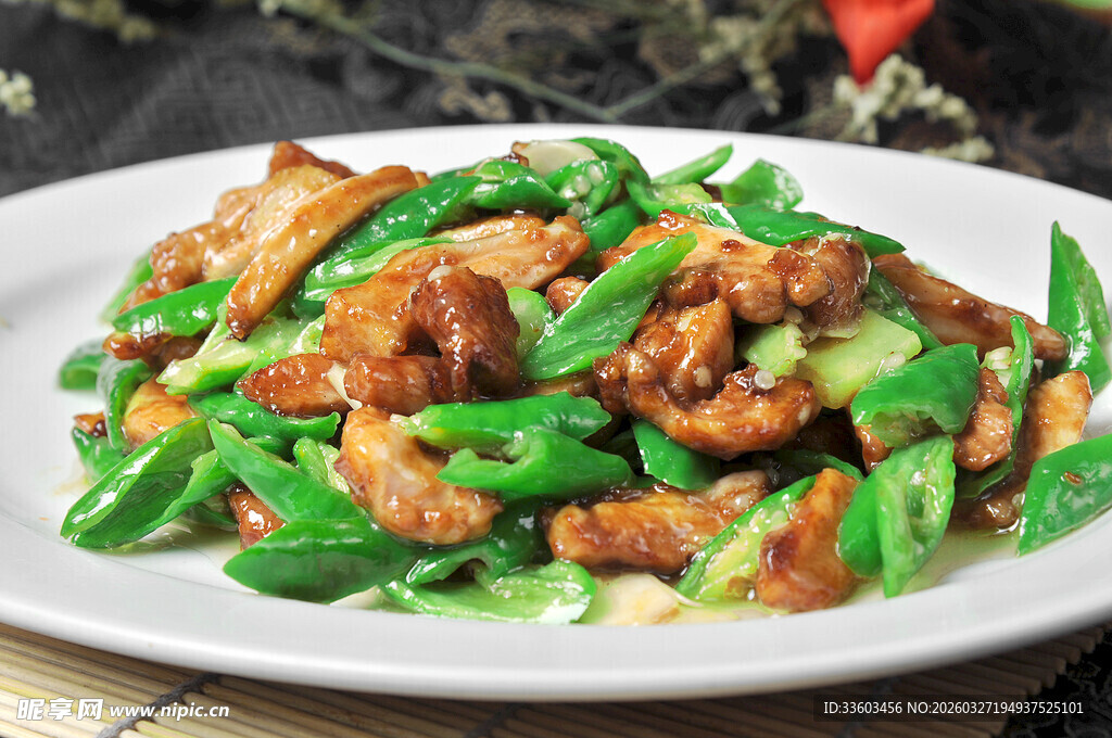 青椒炒肉美味菜肴