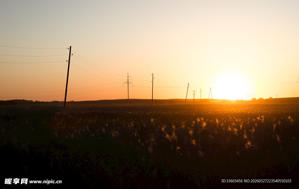 田野日落风光