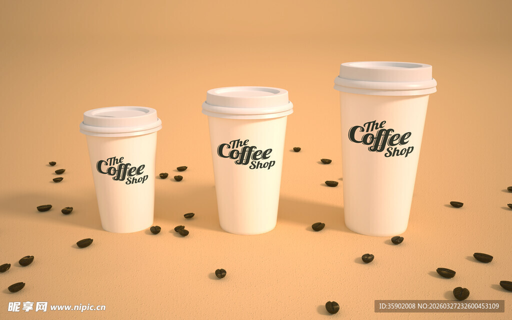 三个咖啡杯与洒落咖啡豆