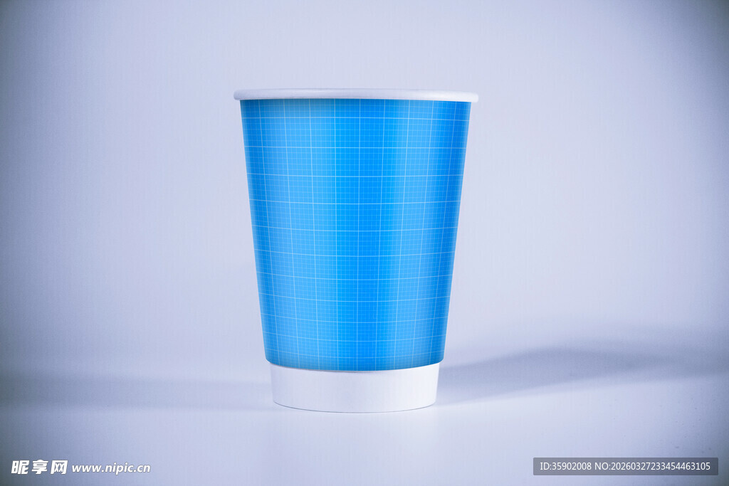 蓝色一次性塑料杯