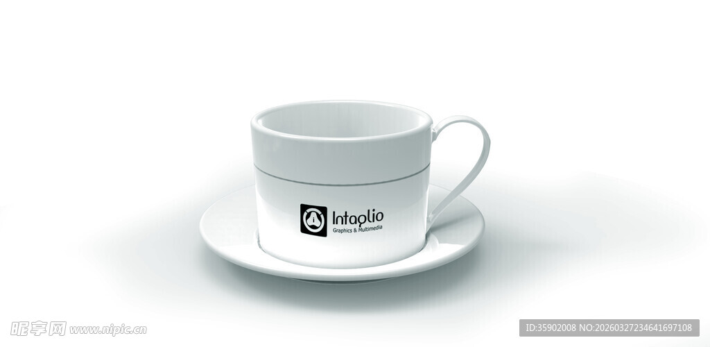 简约白色咖啡杯与杯碟