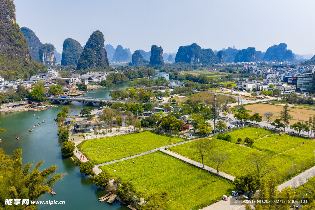 亚洲中国广西桂林阳朔遇龙河风光