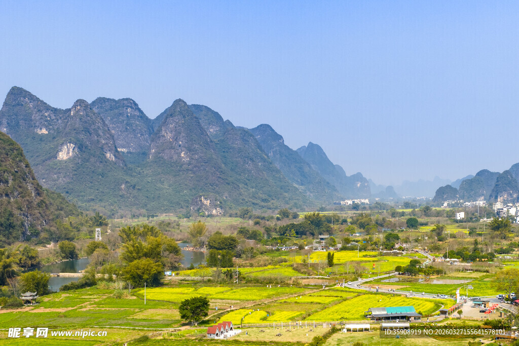 亚洲中国广西桂林阳朔遇龙河风光