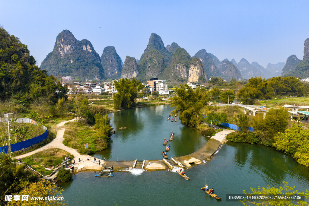 亚洲中国广西桂林阳朔遇龙河风光