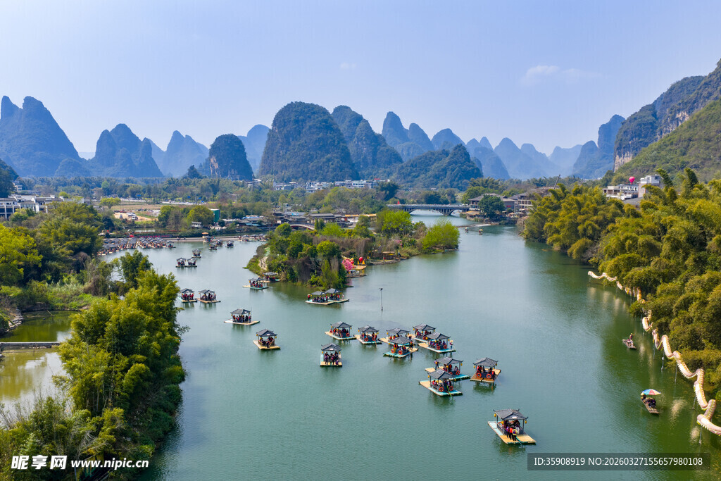 亚洲中国广西桂林阳朔遇龙河风光