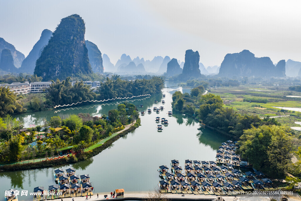 亚洲中国广西桂林阳朔春日遇龙河
