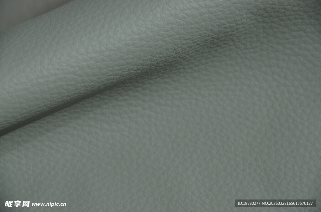 浅灰色皮革纹理特写