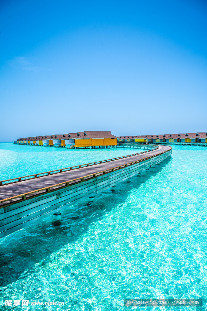 马尔代夫水上栈道美景