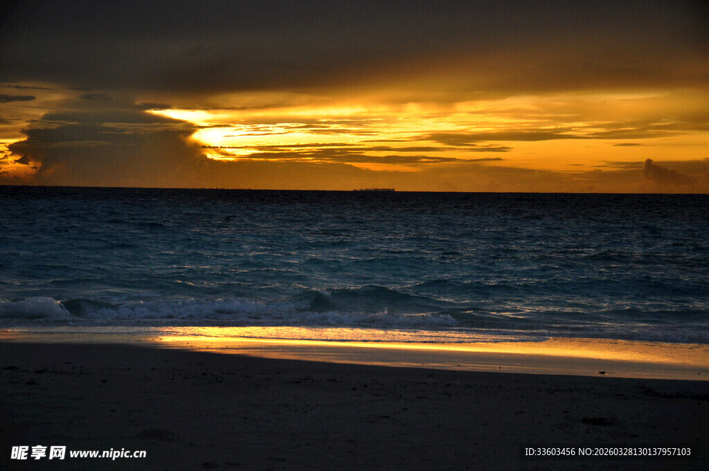 海边日落美景