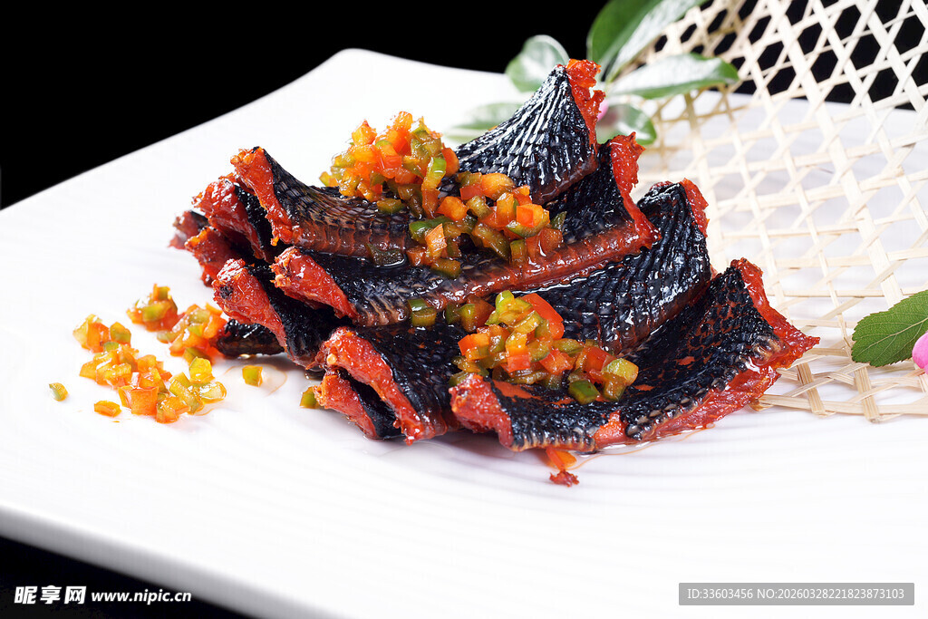 香辣海茸美食摆盘