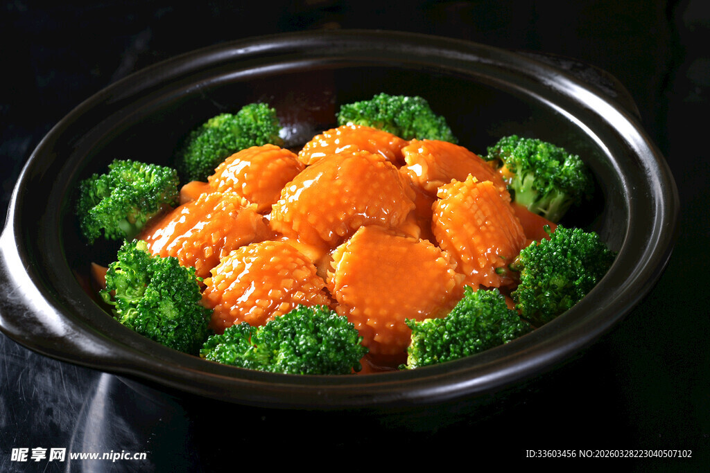 砂锅南瓜配西兰花窝鲍