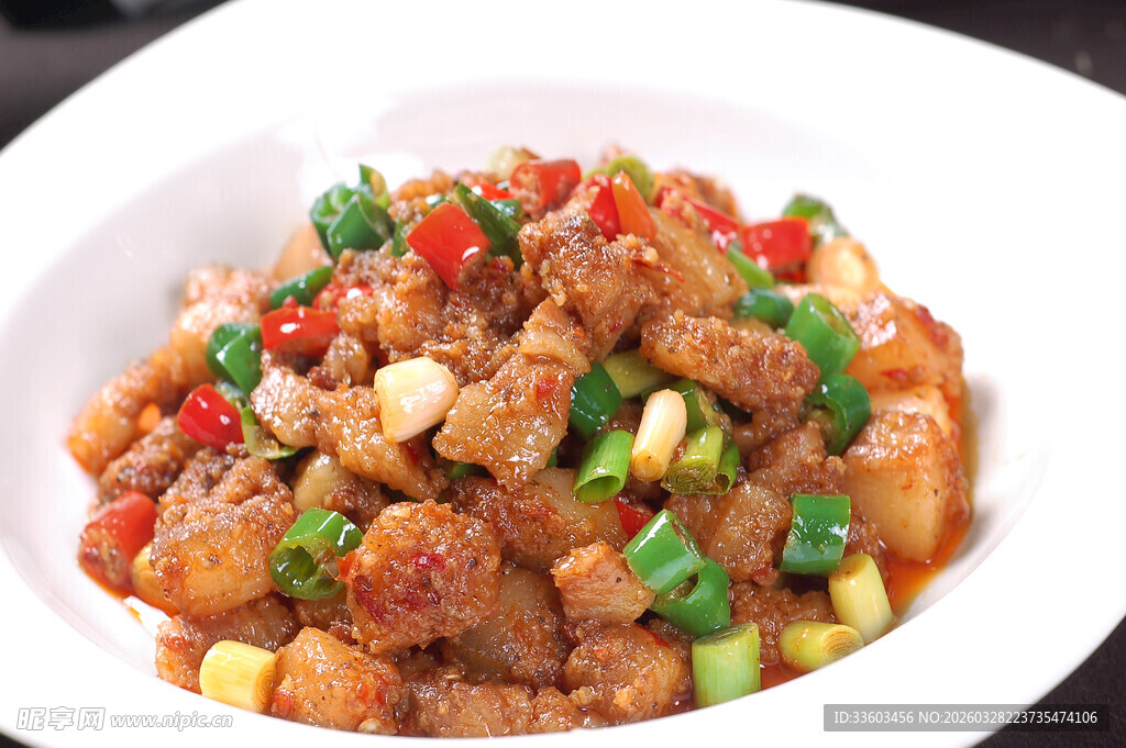 美味香辣炒肉块