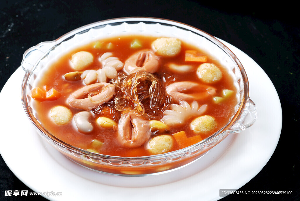 美味海鲜豆腐汤