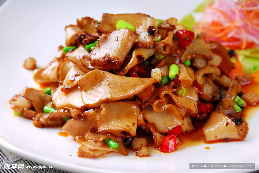 美味爆炒杏鲍菇