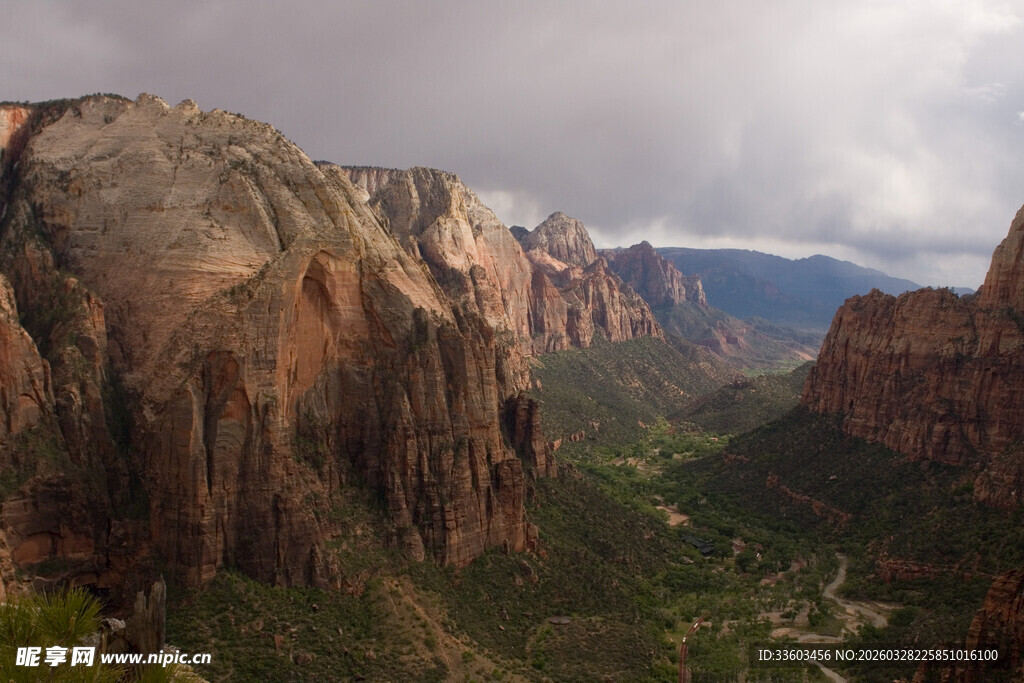 壮丽峡谷山谷自然风光
