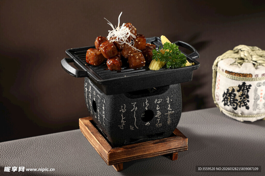 日式风吕烧盛装精致丸子