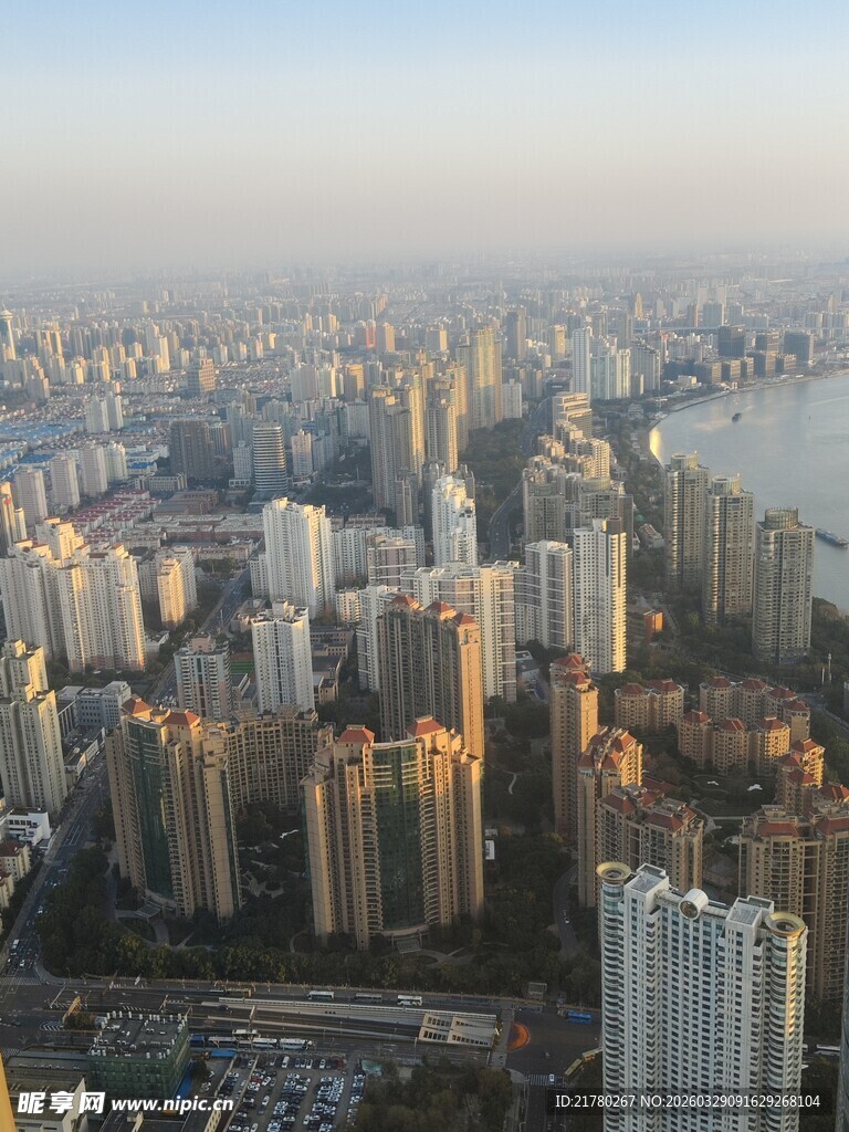 城市高楼景观俯瞰图