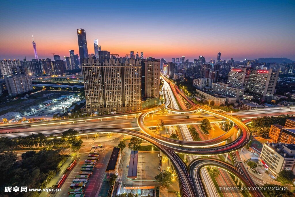 城市黄昏立交桥绚丽夜景