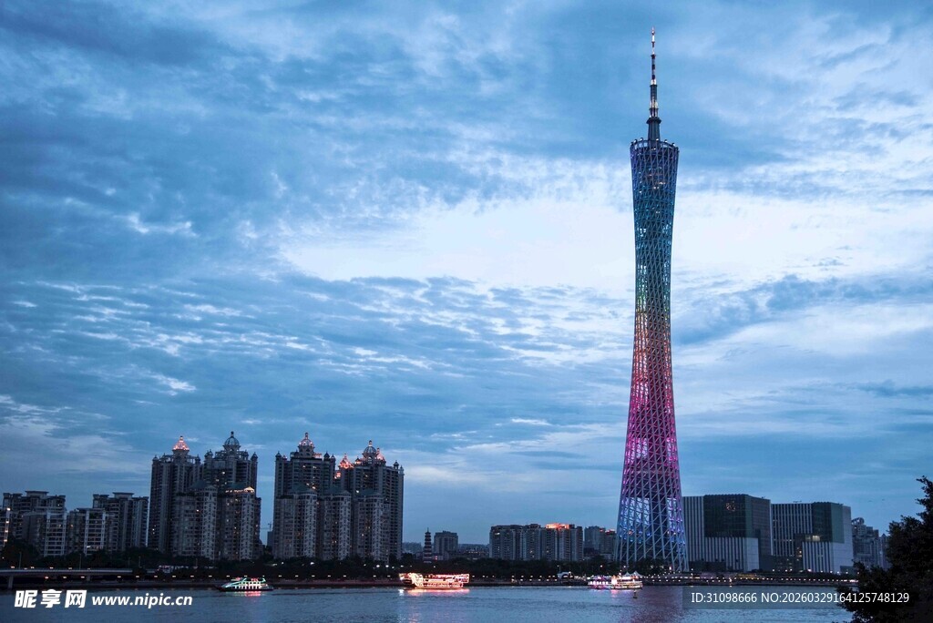 广州塔夜景璀璨迷人