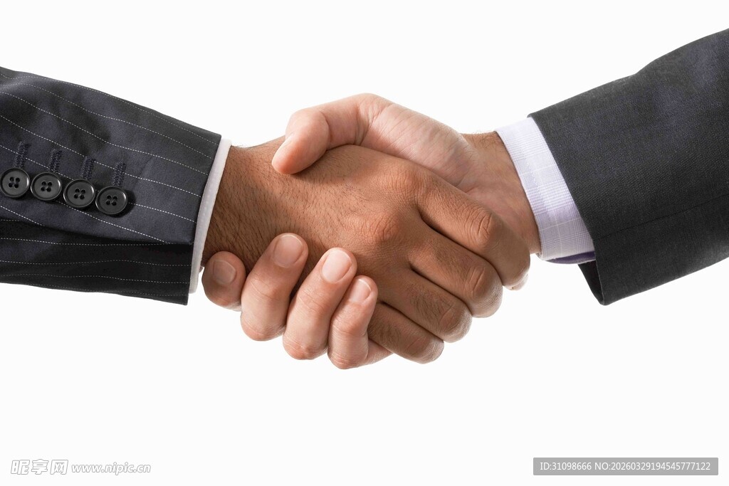 商务人士握手合作瞬间