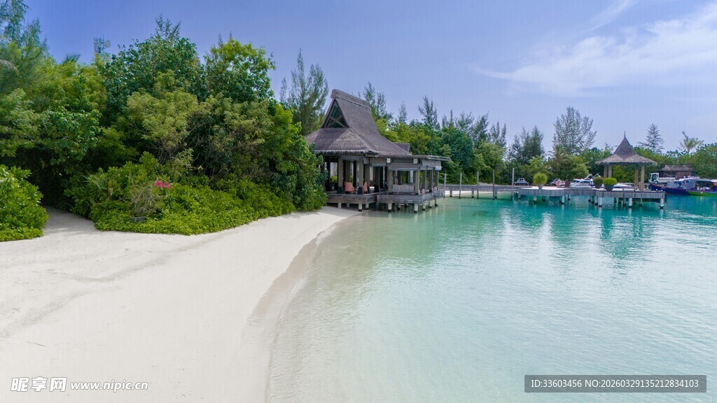 美丽热带沙滩度假风光