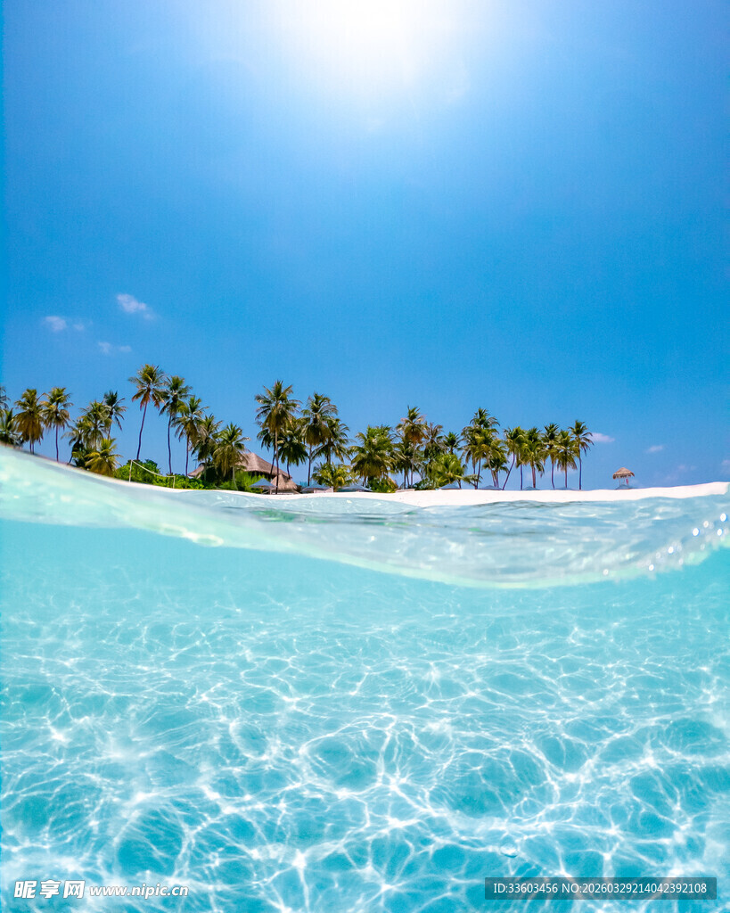 梦幻海底与海面风光