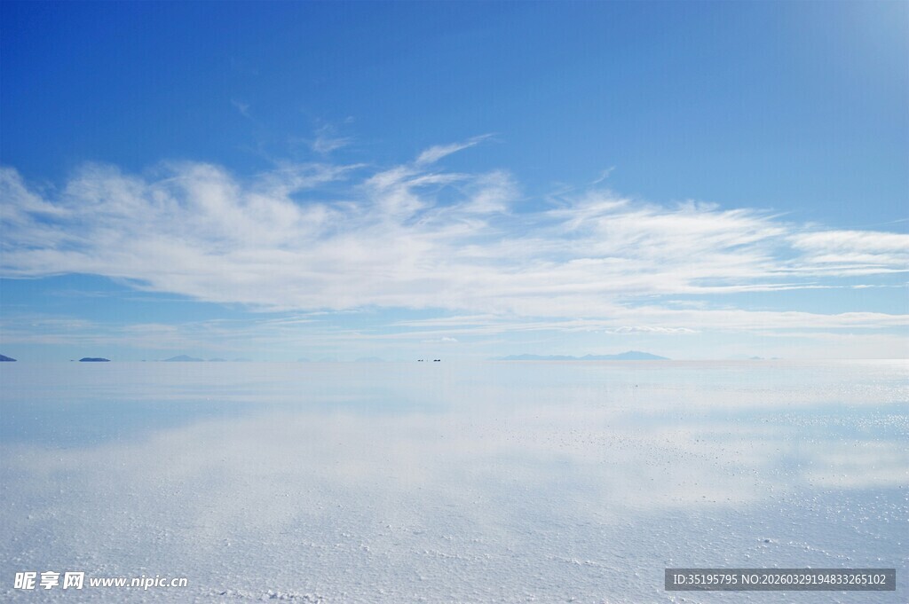 蓝天云海的纯净美景