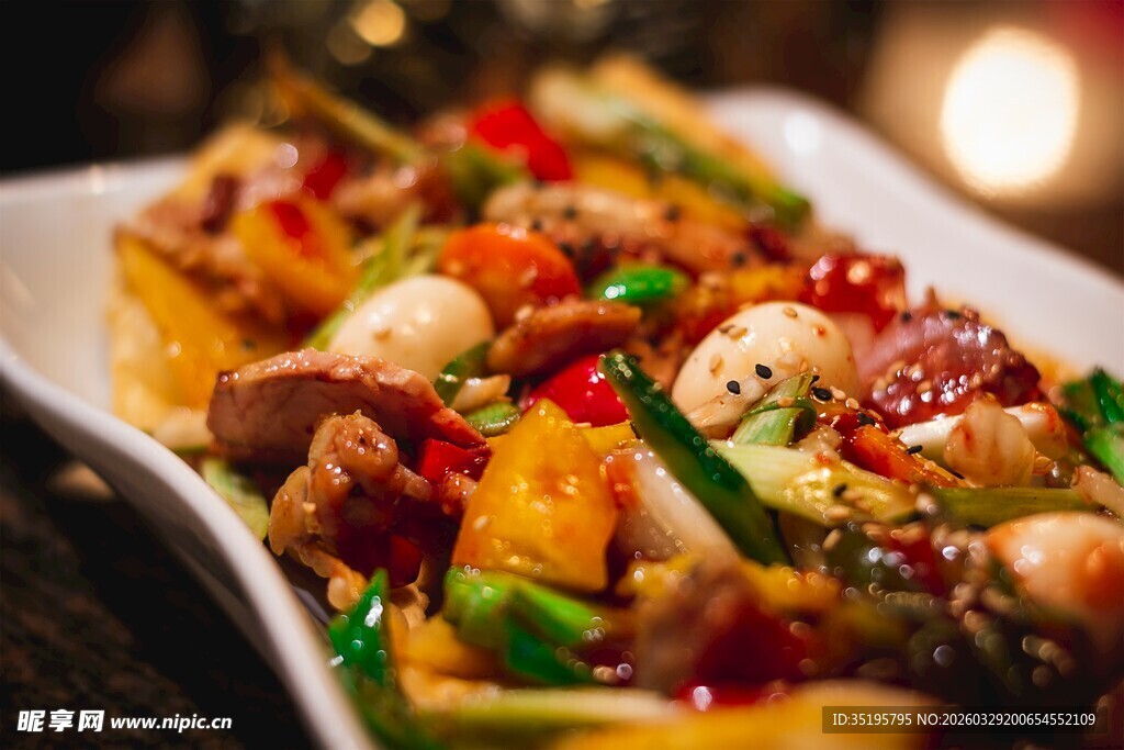 美味多彩的特色炒菜