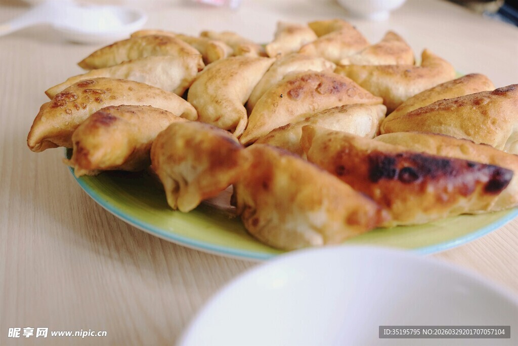 一盘美味煎饺