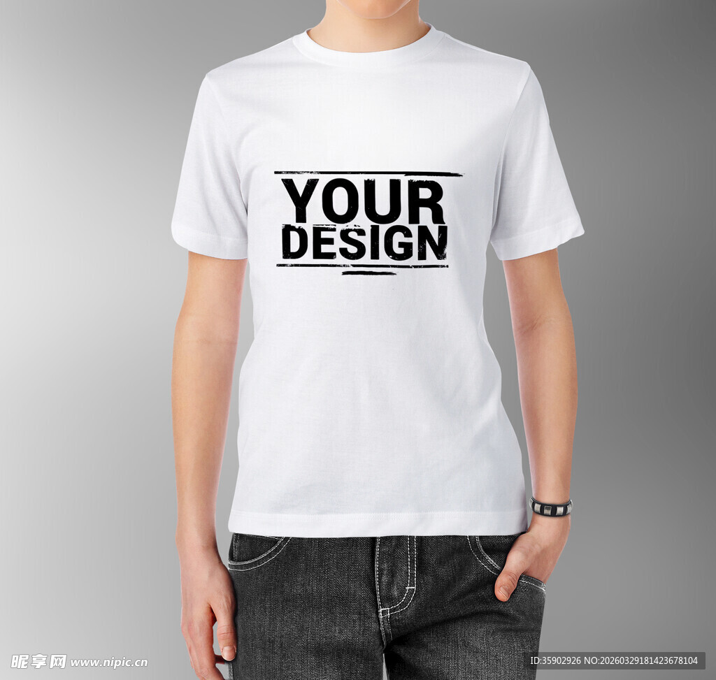 白色T恤设计展示样机