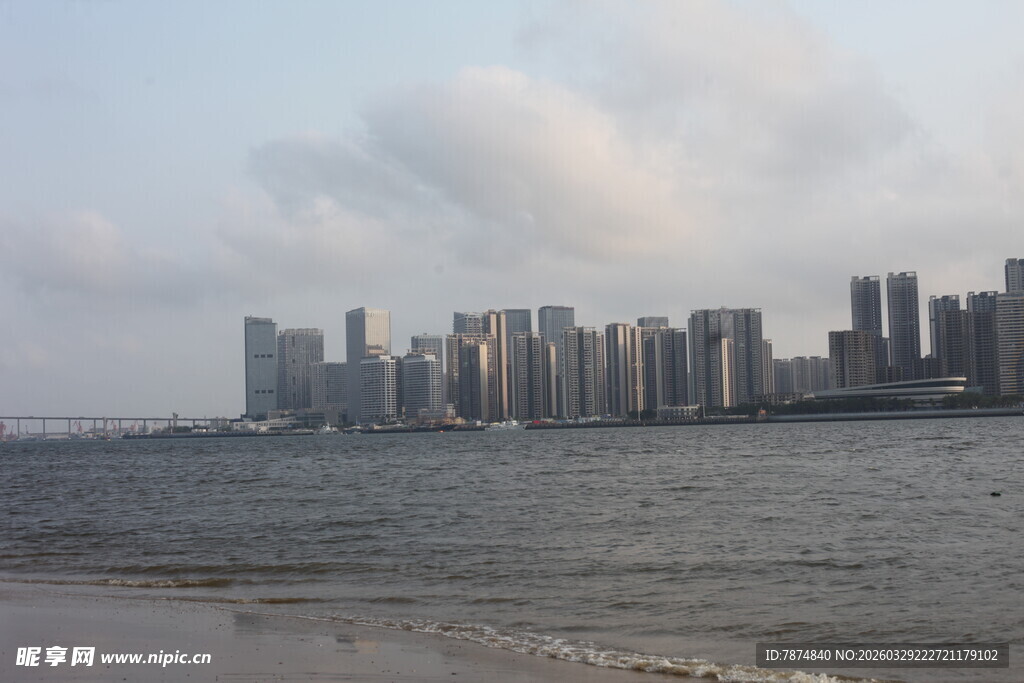 湛江海滨城市天际线景观