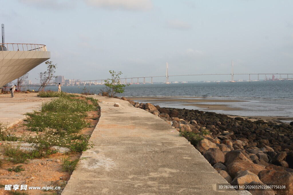 湛江海边步道风景