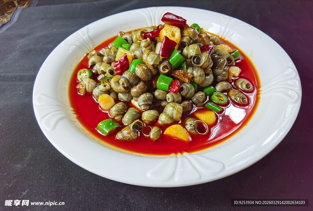 香辣炒田螺