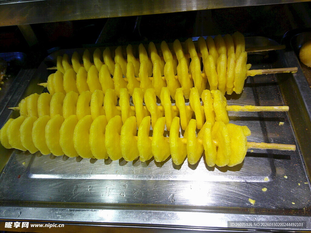 旋转薯塔美味街头小吃