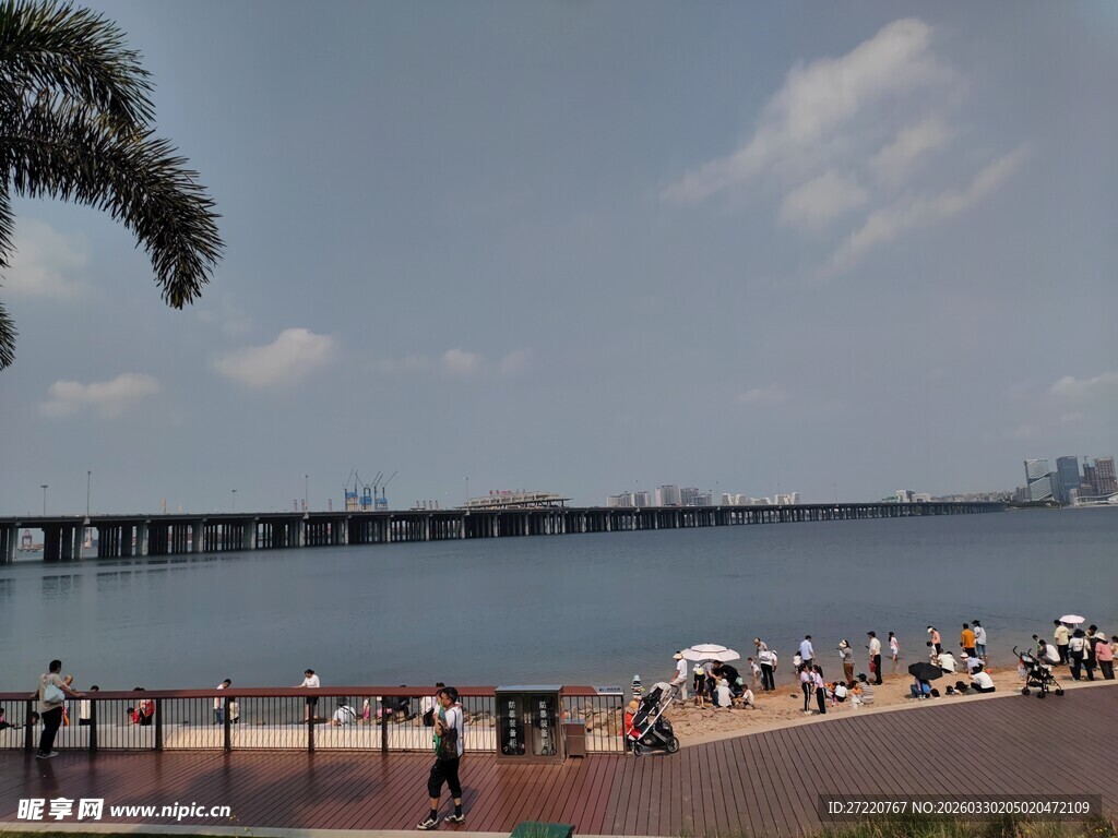 海滨长廊的美丽风光