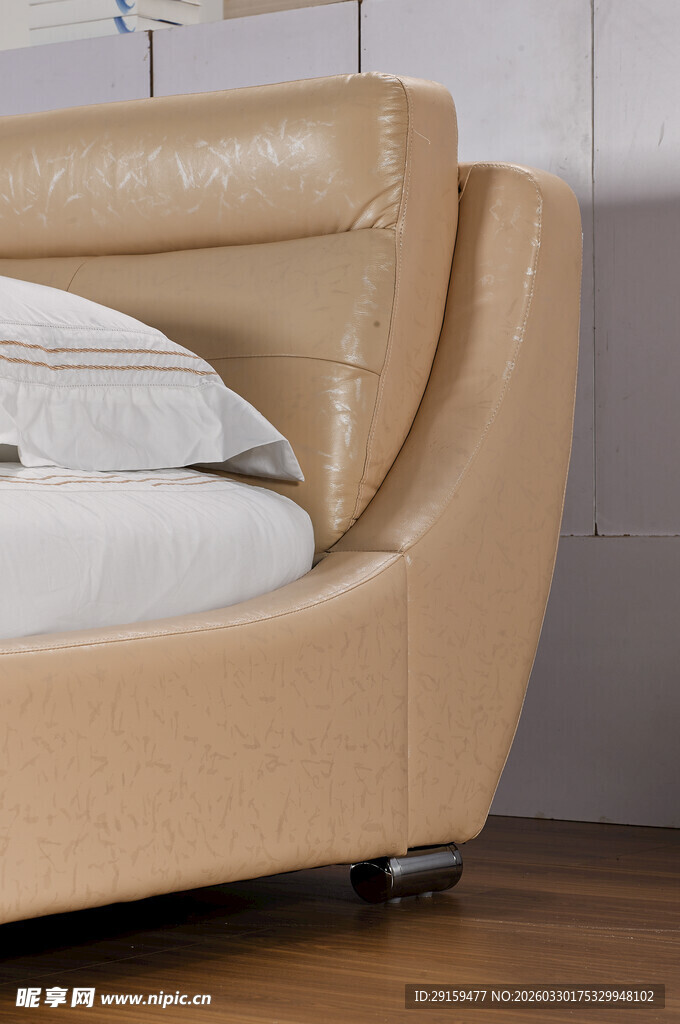 米色皮质沙发细节展示