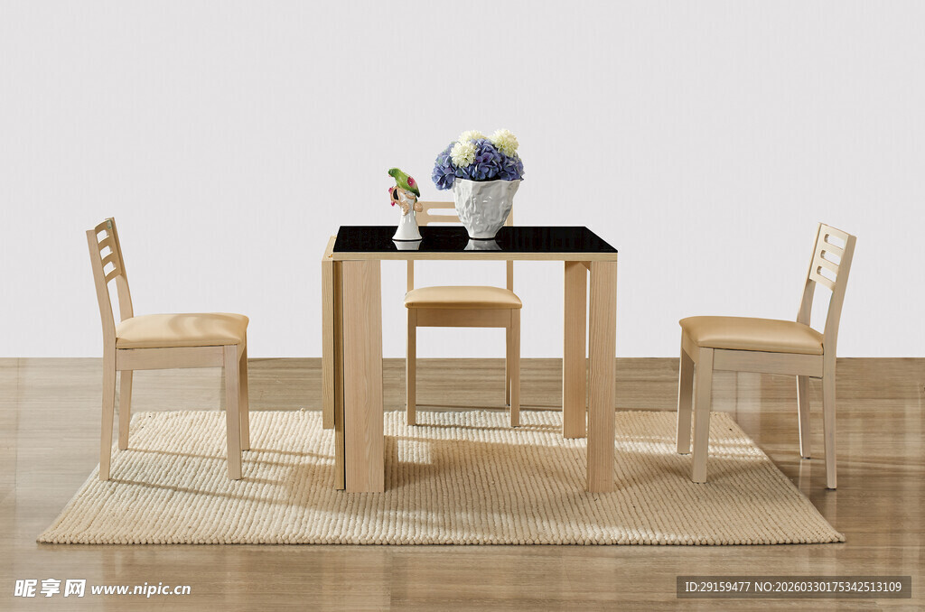 简约餐桌椅组合家居展示