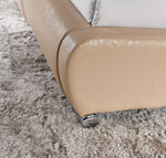 米色沙发脚细节展示