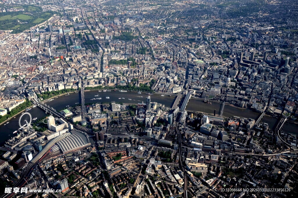 城市高空俯瞰景观图