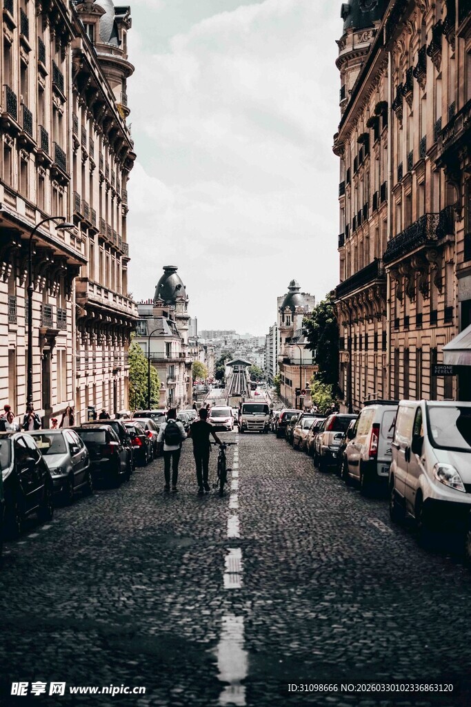 欧洲街道的静谧日常