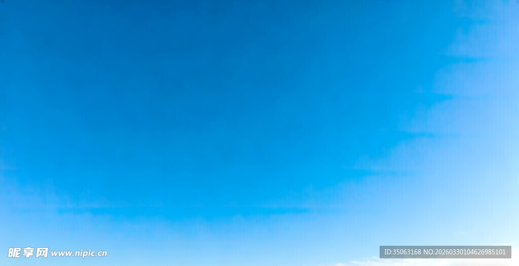 蓝色渐变天空背景图