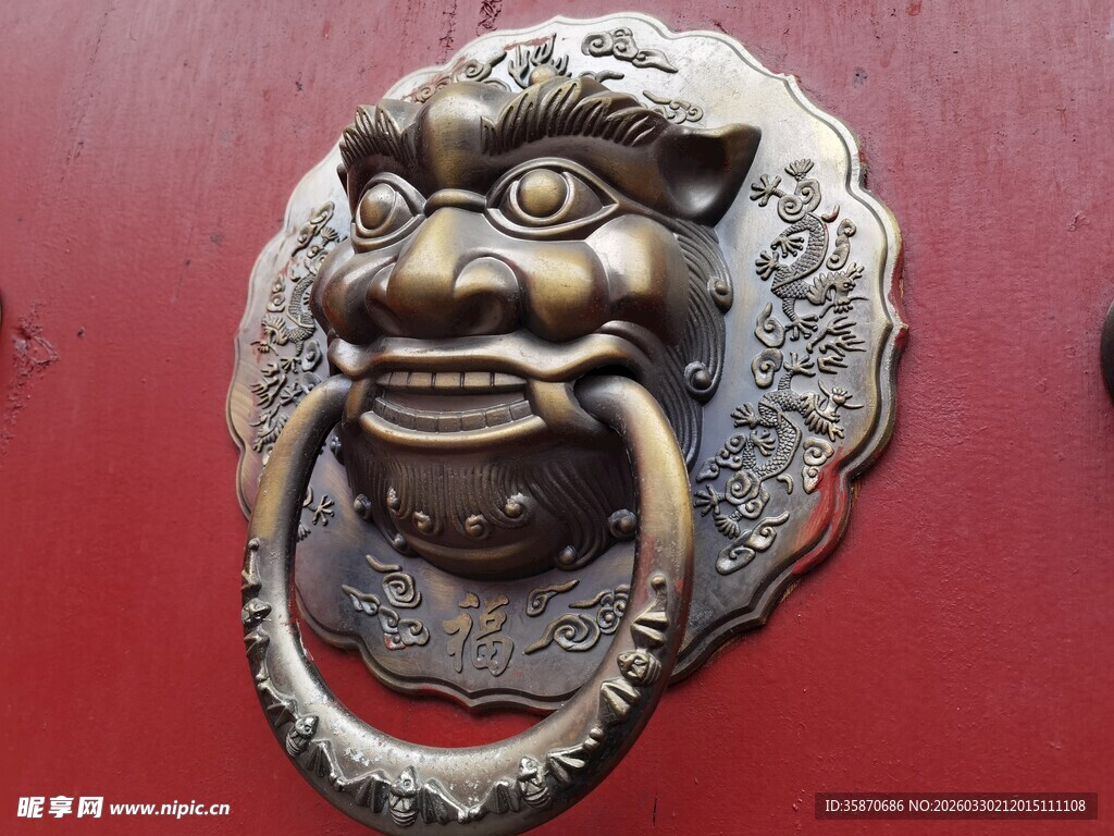 中式古铜狮子头门环