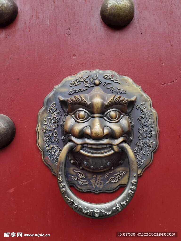 中式门环尽显古典韵味