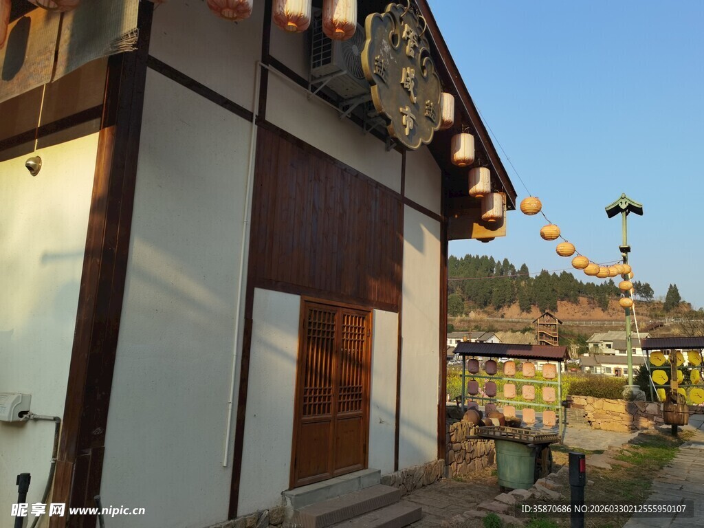 日式街景建筑宁静氛围